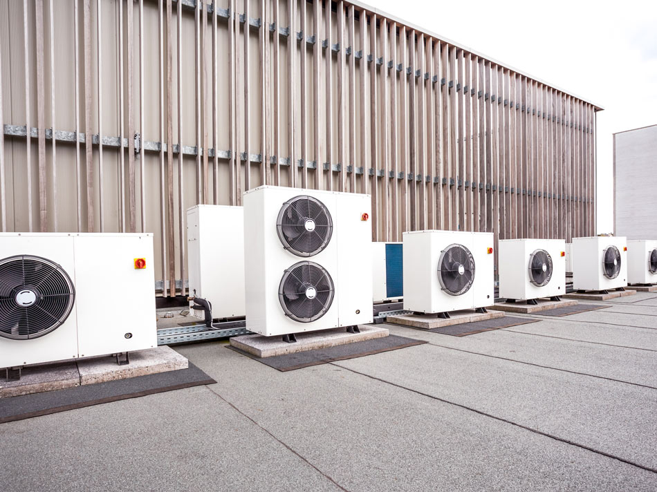 Commercial-Install-540405592-950×712